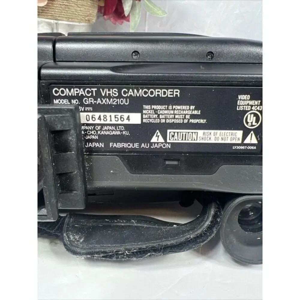 JVC GR-AXM210U Camcorder Not‎ Tested Parts Only